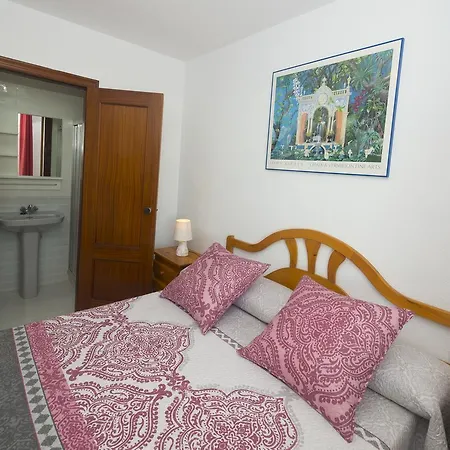 Esmeralda Calpe *