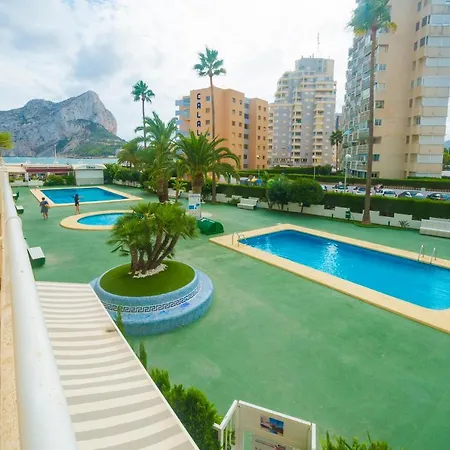 Esmeralda Calpe *